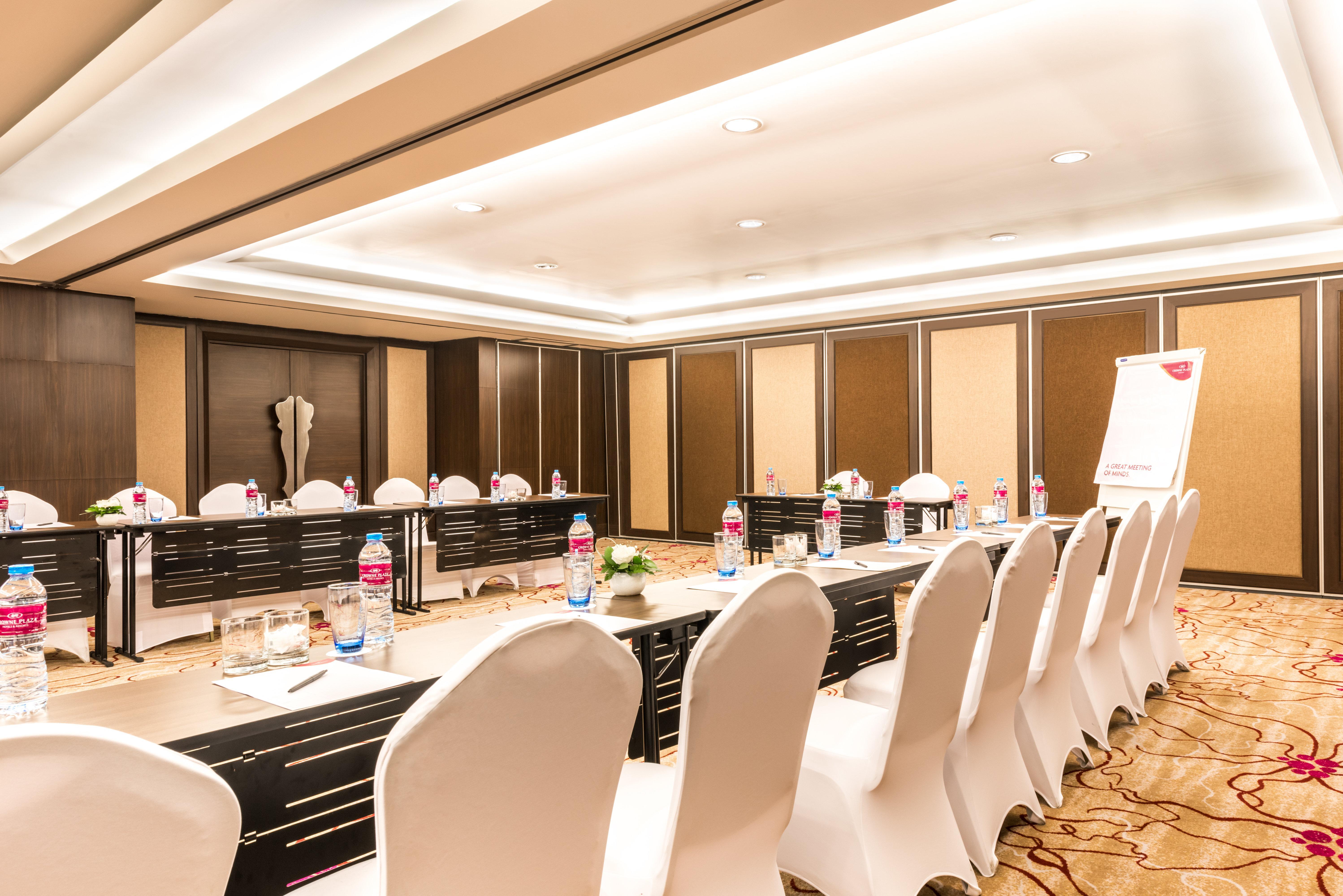 Crowne Plaza Bandung By Ihg Hotel Kültér fotó